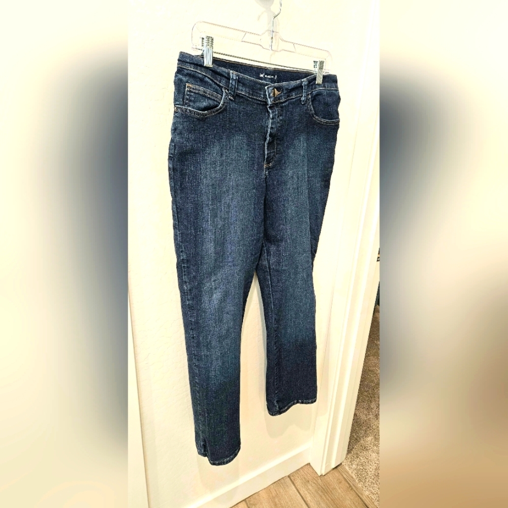 Lee Relaxed Fit Women's Jeans, Size 12
